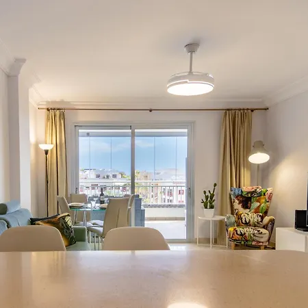 San Remo Sunset Retreat Apartament *